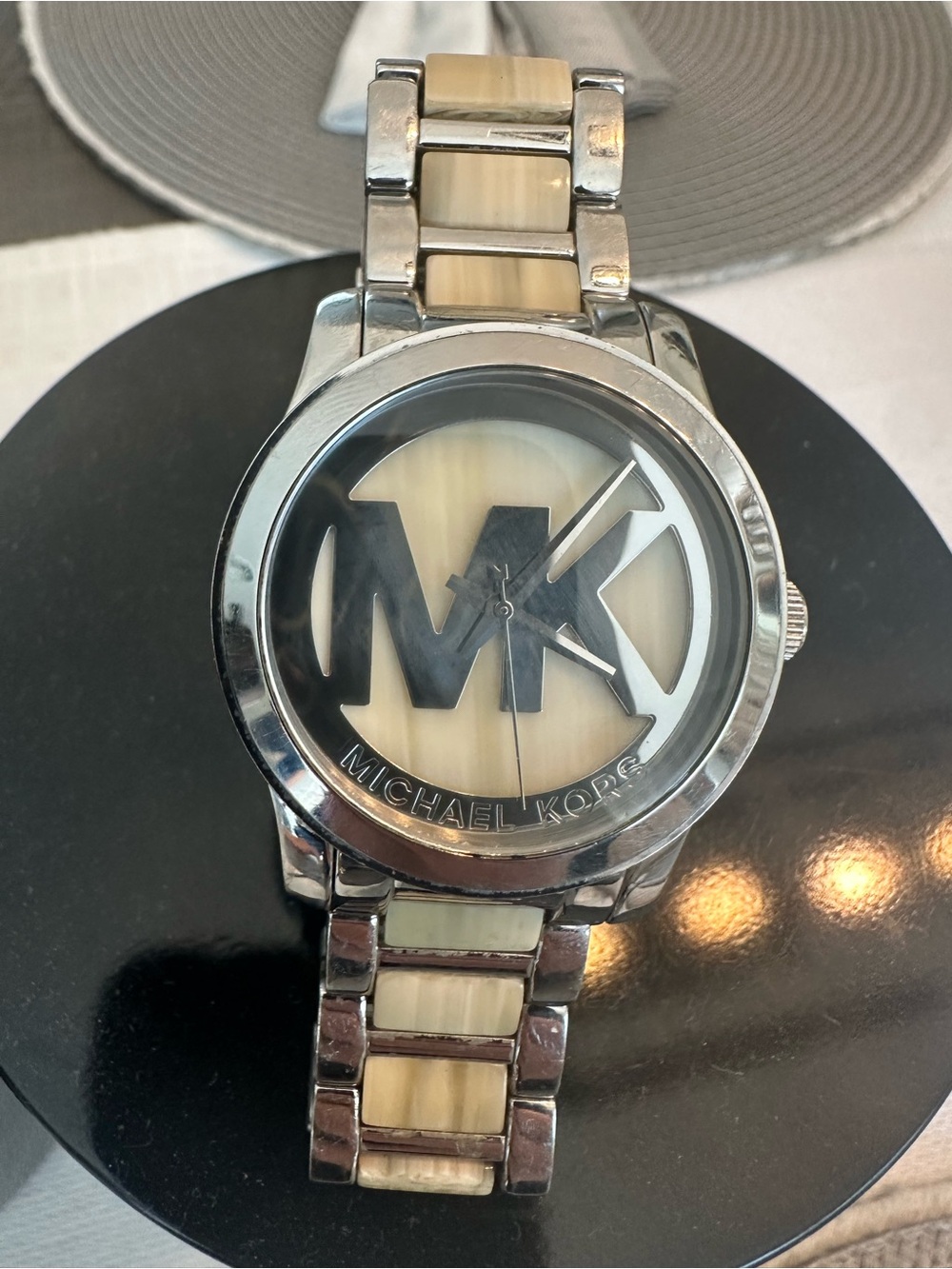 Authentic Michael Kors MK  silver pearl watch! Needs Battery